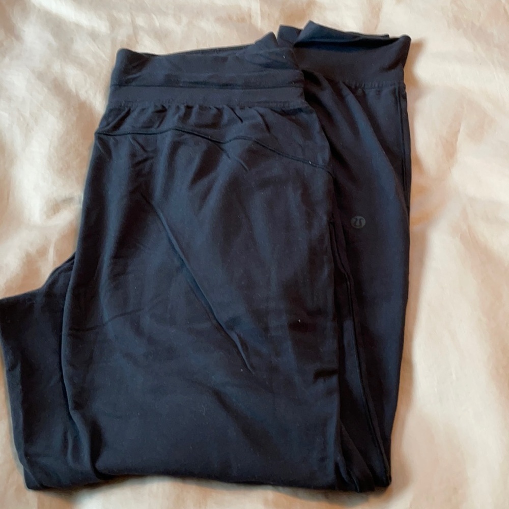 Lululemon Ready to Rulu joggers
